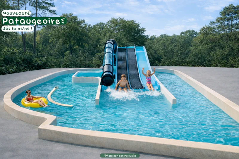 Water slides and paddling pool for children at camping CLICOCHIC Aloua in Sevrier (74).