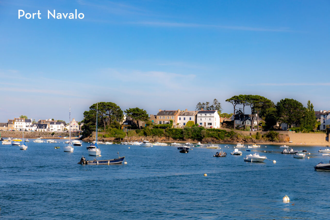Port Navalo, charming marina in Brittany, a must-visit near Sarzeau.