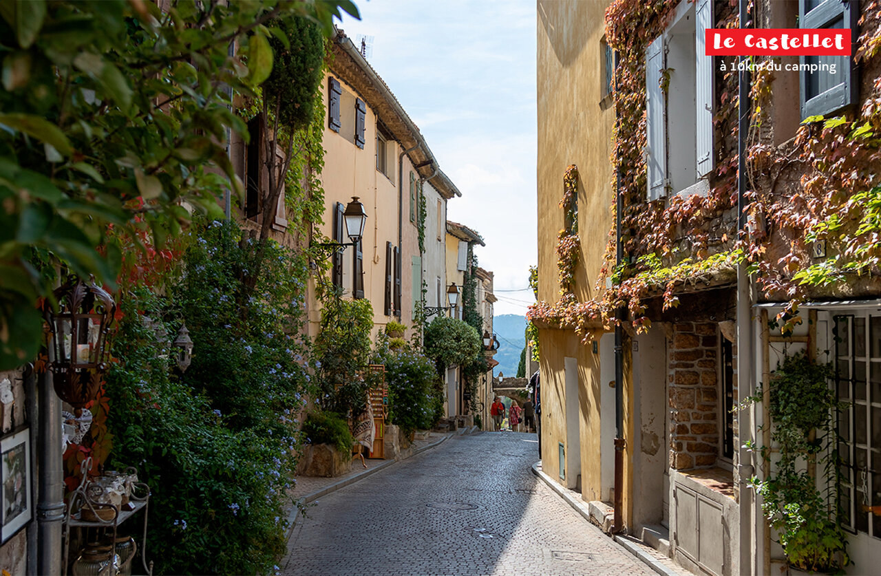 Picturesque cobbled street in the medieval village of Le Castellet, Provence.