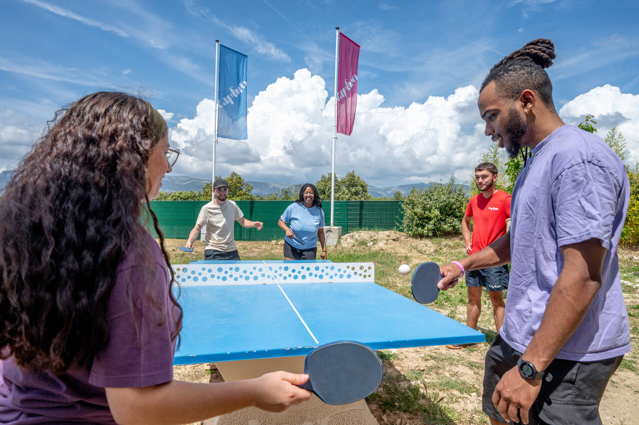 Ping-pong at CAPFUN Arbois du Castellet campsite in LE CASTELLET (83).