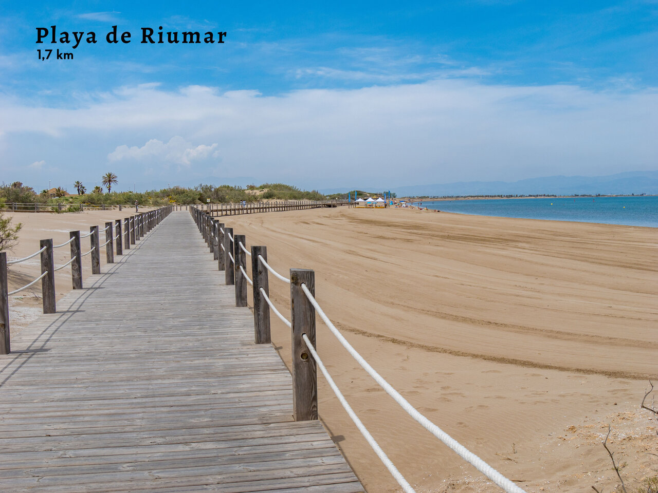 Playa de Riumar, beautiful sandy beach in Deltebre, Tarragona.