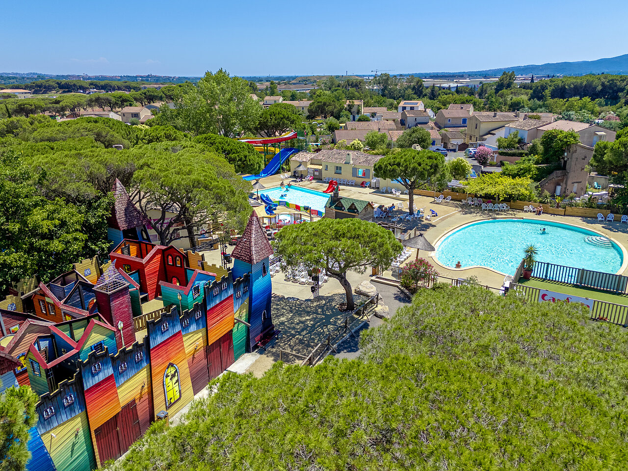Water park and play castle at CAPFUN Aubr�des campsite in Puget sur Argens (83).