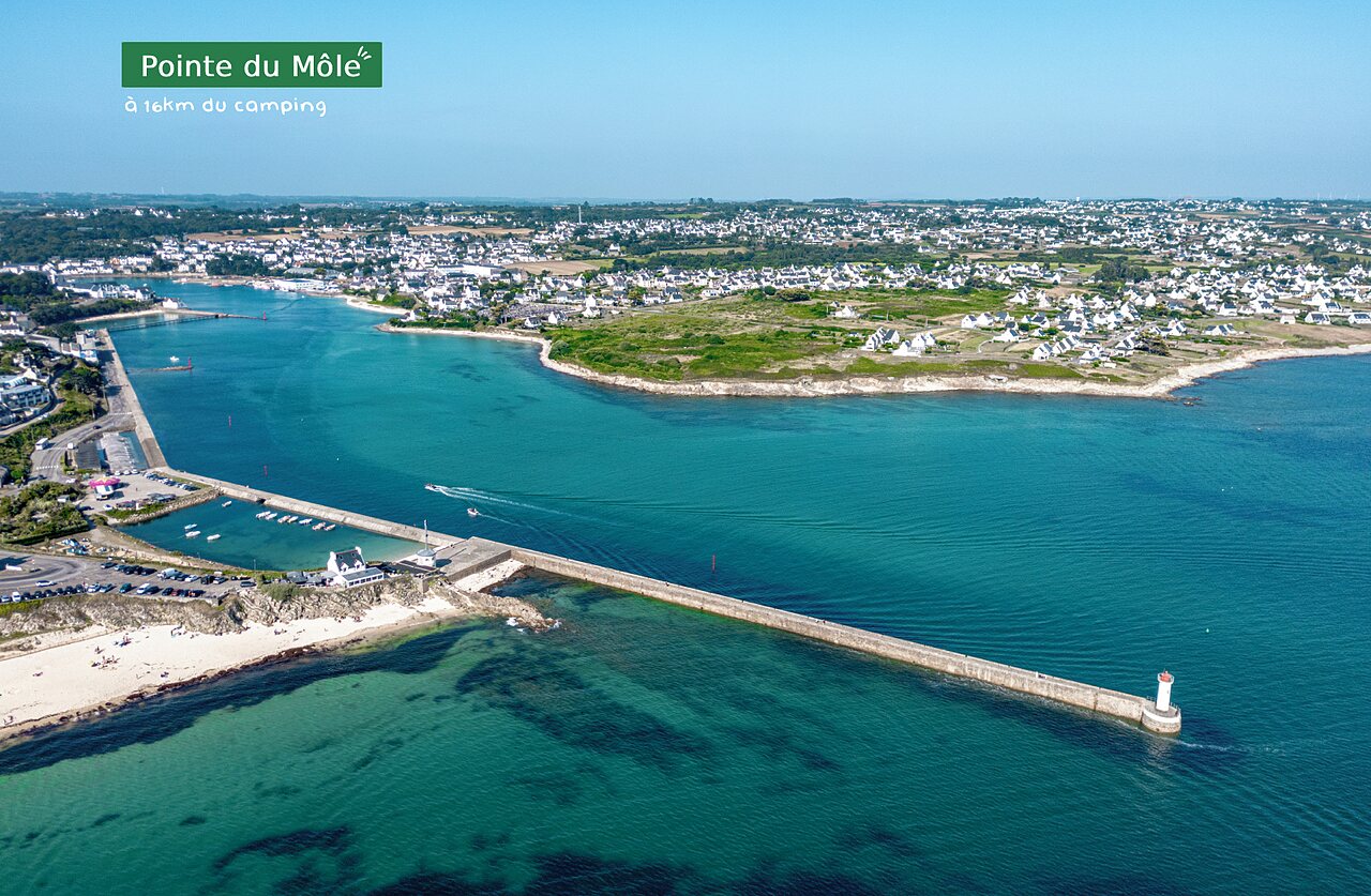 Pointe du M�le, port and lighthouse, a place to visit near the campsite.