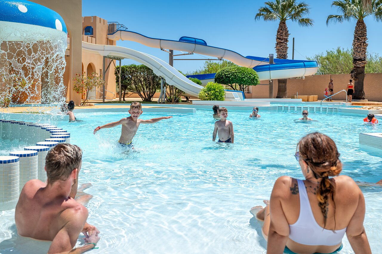 Outdoor pool, water slides and fun at CAPFUN Barbacane, NARBONNE (11).