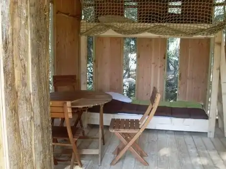Beauregard : Cabanes dans les arbres, Holiday Park Provence-Alpes-C�te d'Azur