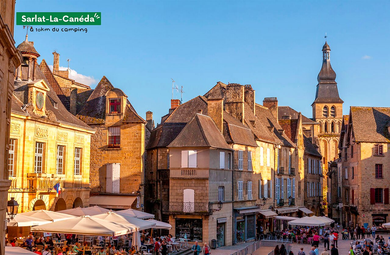 Lively historic square of Sarlat-La-Can�da in Dordogne, a place to visit.