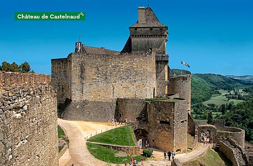 Medieval castle of Castelnaud-la-Chapelle, a historic site to visit in Dordogne.
