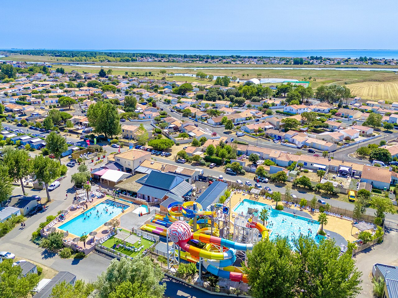 Large water park at CAPFUN Bel Air campsite in Aiguillon sur Mer (85).