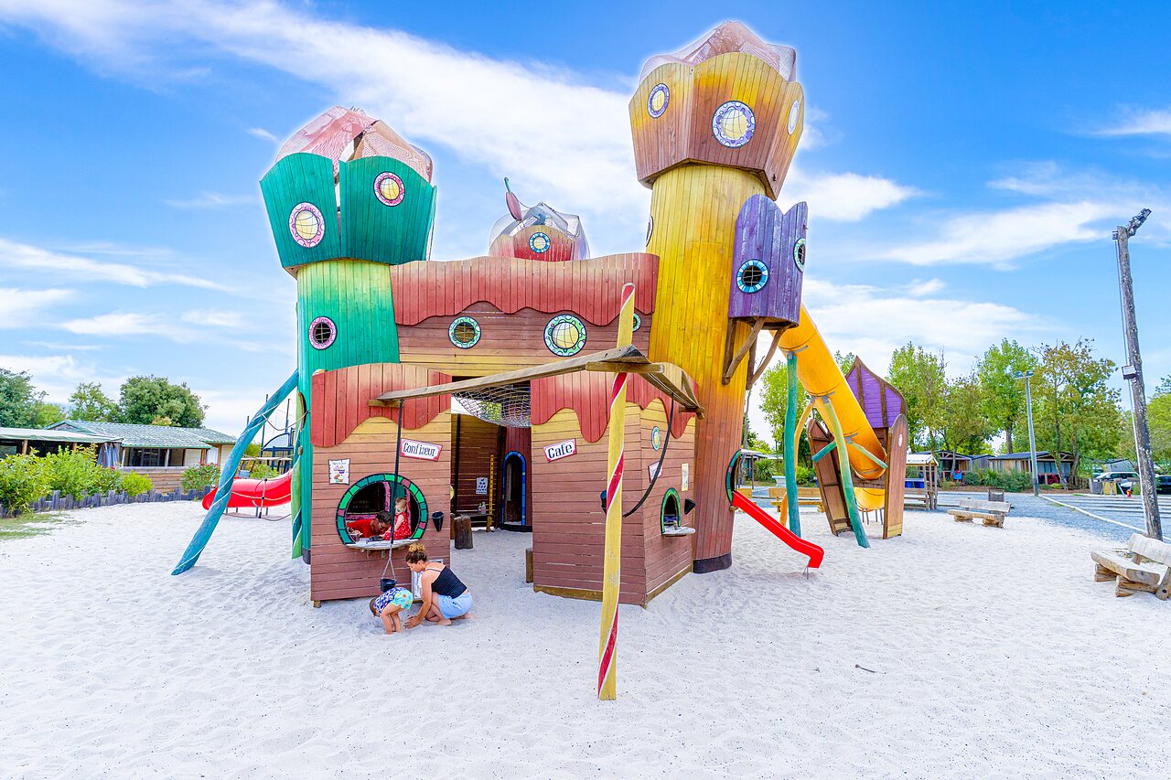 Large colorful playground with slides at CAPFUN Bel Air campsite in Aiguillon sur Mer (85).