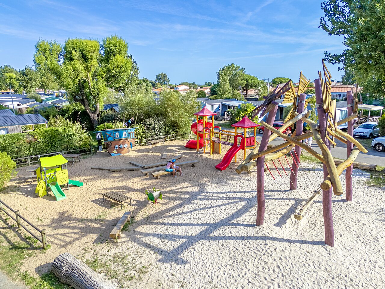 Sandy playground, pirate ship, slides CAPFUN Bel Air Aiguillon sur Mer.