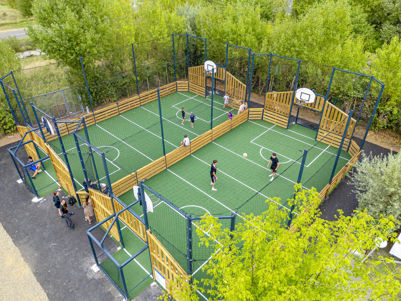 Multi-sport court at VAGUES OCEANES Bois Joly campsite in Saint-Jean-de-Monts (85).