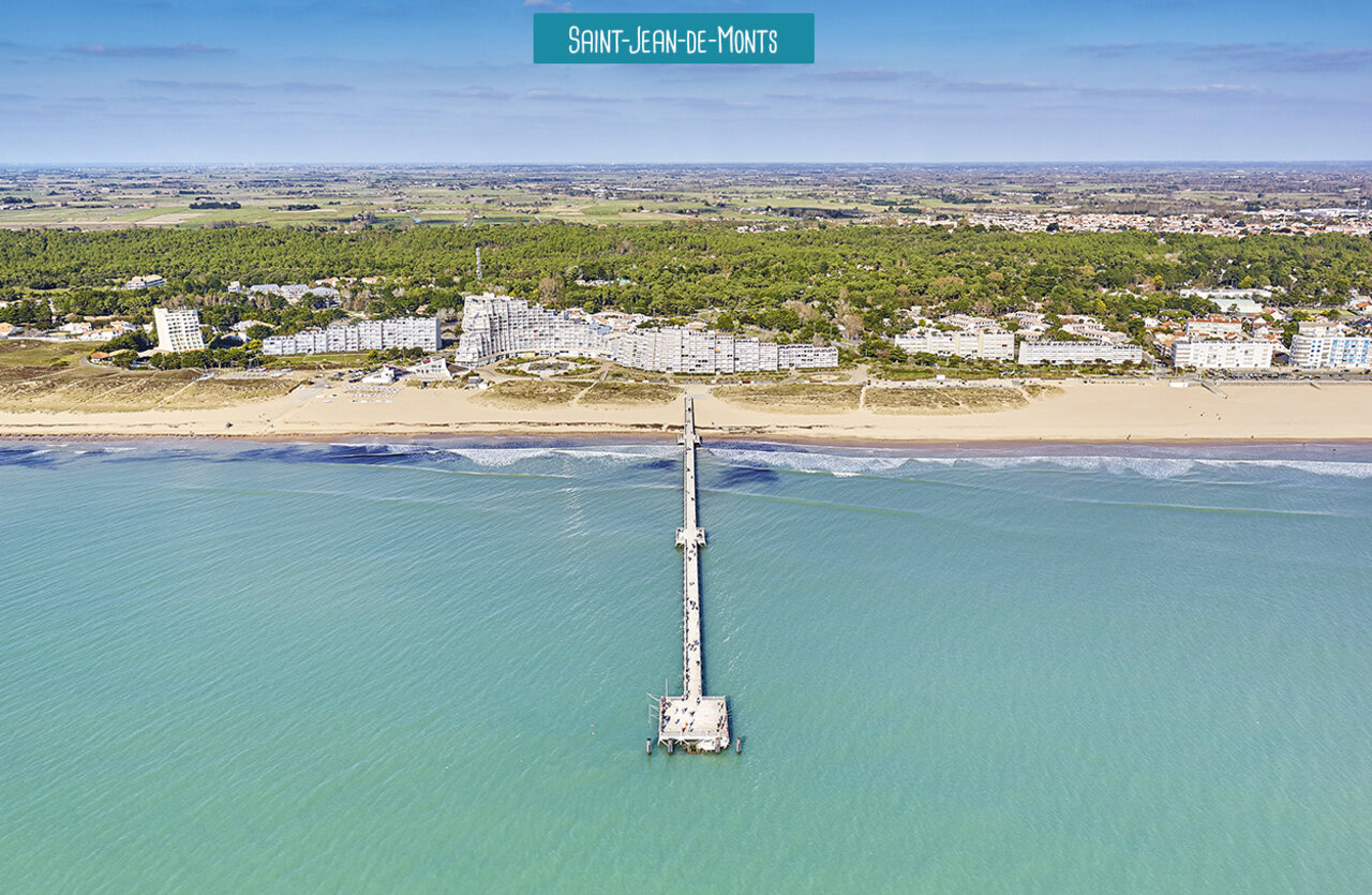 Pier of Saint-Jean-de-Monts, fine sandy beach and coastal town in Vend�e.