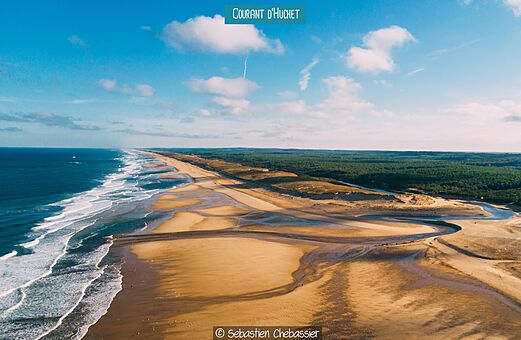Courant d'Huchet, natural reserve of Landes, with beach and forest.