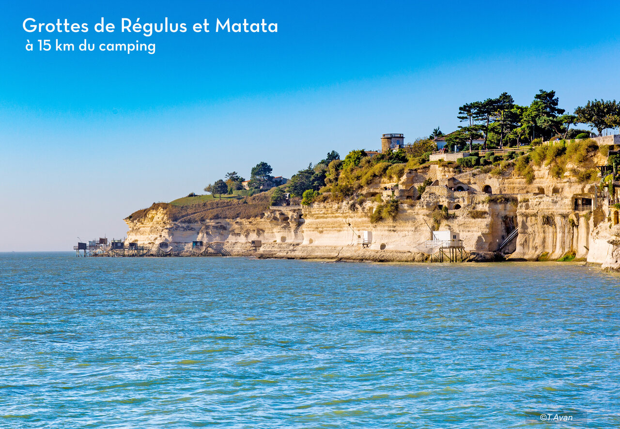 R�gulus and Matata Caves, cliffs and fishing huts in Meschers-sur-Gironde, near Royan.
