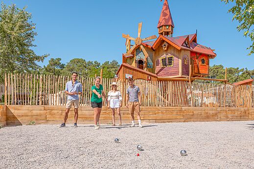 Petanque court and playground at CLICOCHIC Chouans campsite in SAINT HILAIRE DE RIEZ.