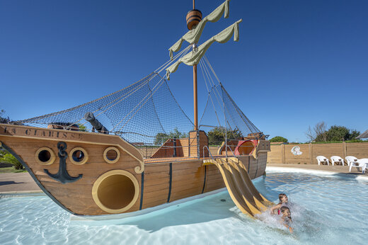 Pirate ship, water slides at CAPFUN Dauphins Bleus campsite in GIVRAND.