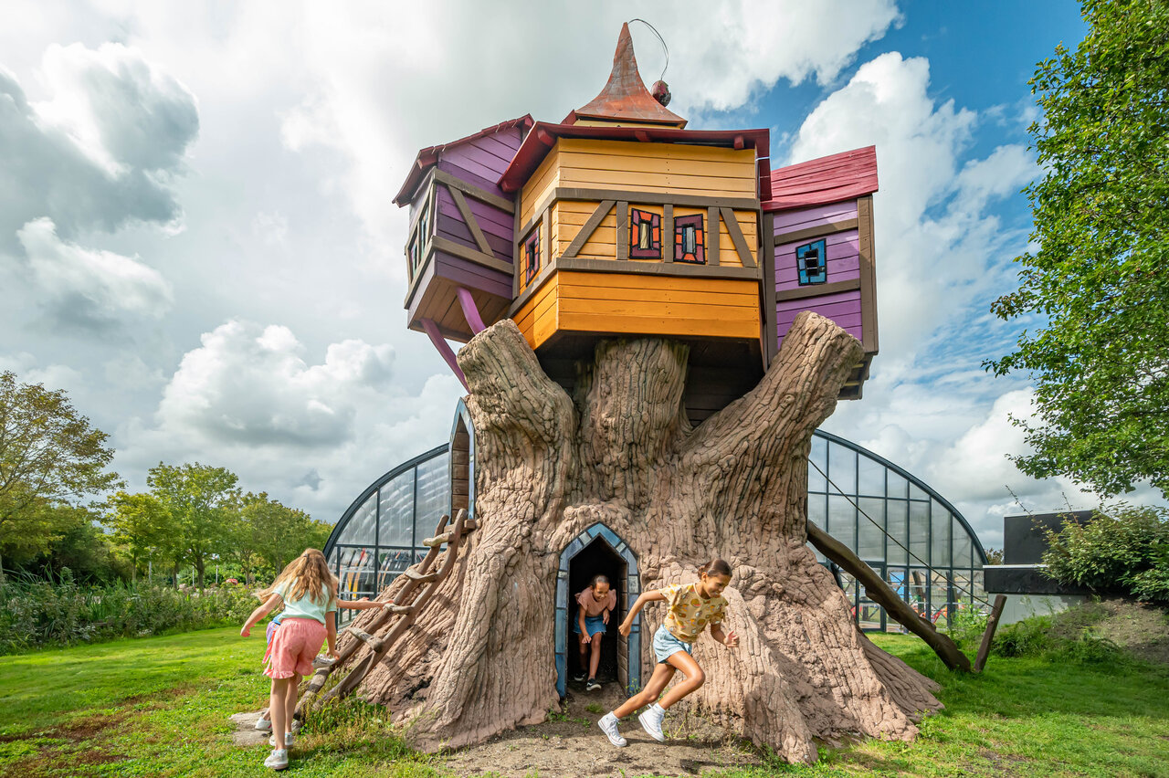 Colorful treehouse for children at CAPFUN De Bongerd campsite in Tuitjenhorn.