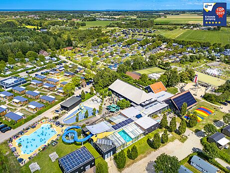 Pools, waterslide, Mobile homes at CAPFUN De Pekelinge campsite in Oostkapelle.