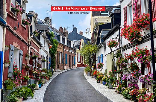Picturesque flowery street in Saint-Val�ry-sur-Somme, visit near the campsite.