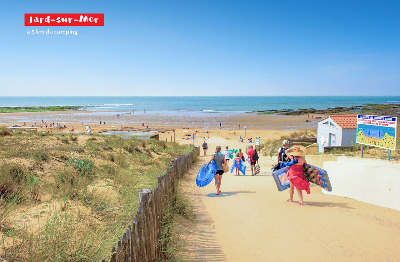 Fine sandy beach in Jard-sur-Mer, Vend�e, perfect for swimming.