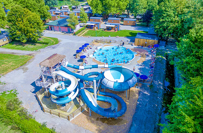 Aquatic park at camping VAGUES OCEANES Lac d'Erstein in Erstein (67).