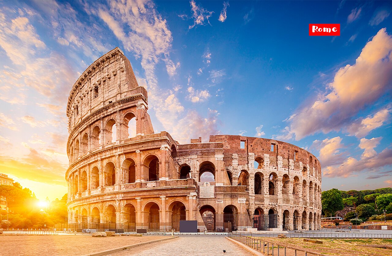 Colosseum in Rome, historic monument to visit near your campsite in Italy.