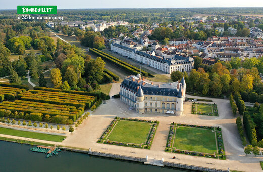 Château de Rambouillet and gardens, historic site to visit near Saint-Chéron.