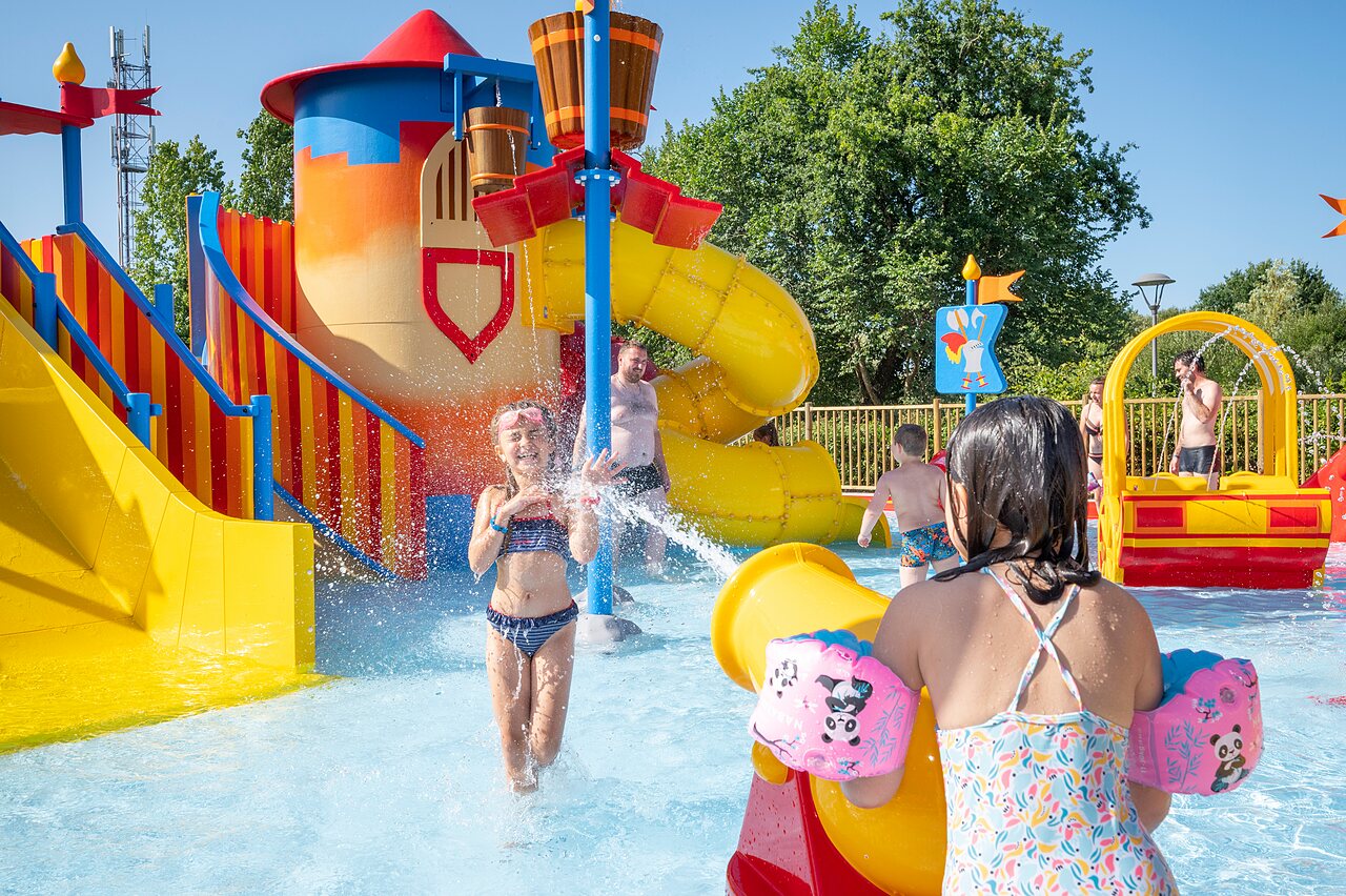 Fun pool with slides at CAPFUN Forges campsite in Avrille (85).