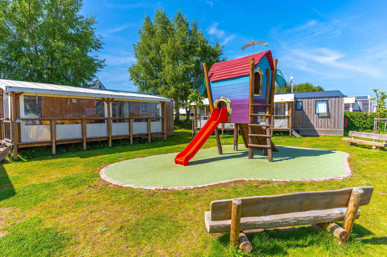 Playground, colorful treehouse, slide, mobile homes, CAPFUN Hautes Coutures BENOUVILLE (14).