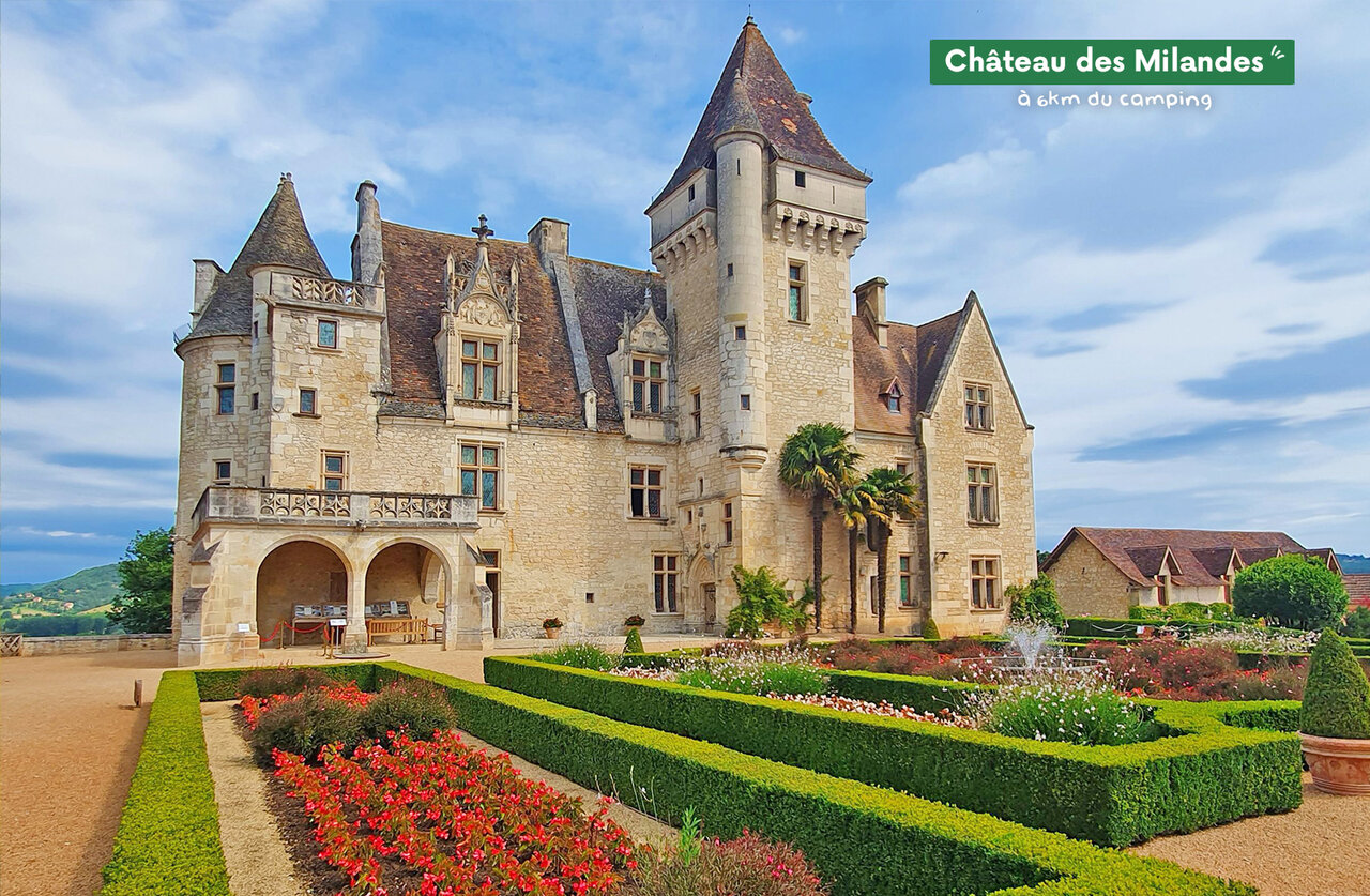 Ch�teau des Milandes, historic monument to visit near the campsite in Dordogne.