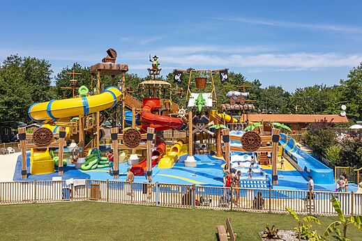 Pirate water park, slides campsite CAPFUN Lou Puntaou in LEON (40).