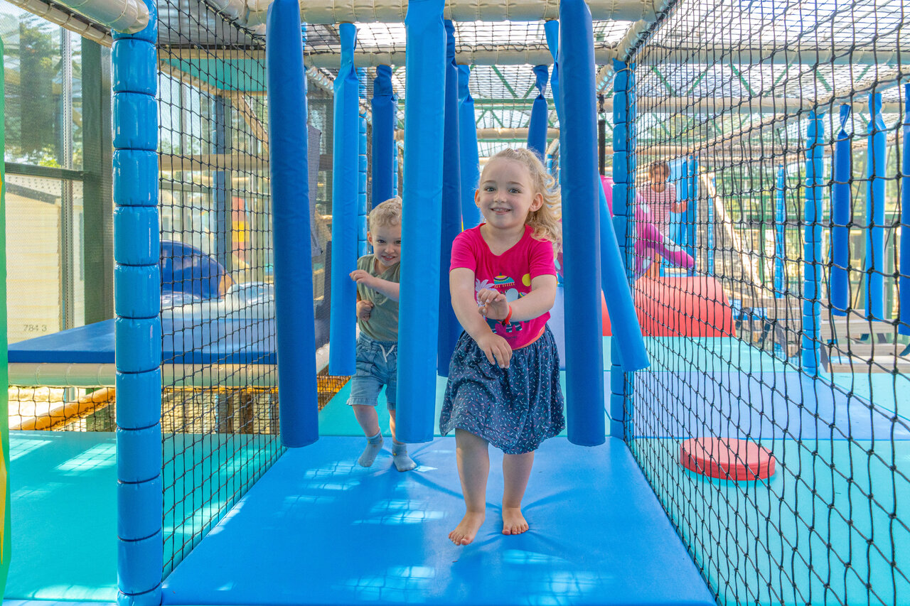 Children having fun in the indoor play area at CAPFUN Madrague campsite in PORNIC (44).