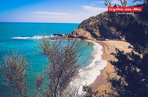 Sandy beach and rocky cove in Argelès-sur-Mer, Pyrénées-Orientales.