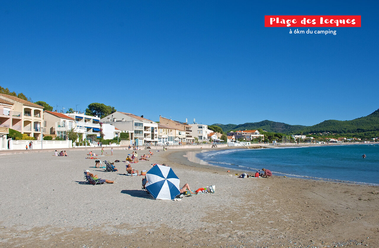 Lecques Beach, a beautiful sand and pebble beach near La Cadi�re d'Azur.