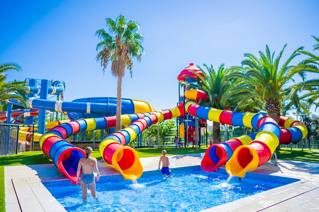 Colorful water slides and pool at CAPFUN Mirmanda campsite in Cambrils - Vinyols i els Arcs (43).