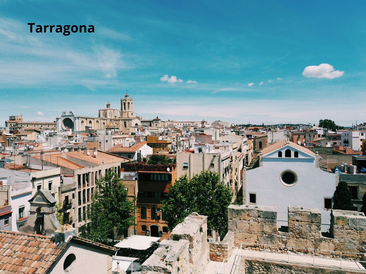 Panoramic view of the historic city of Tarragona, a place to visit.