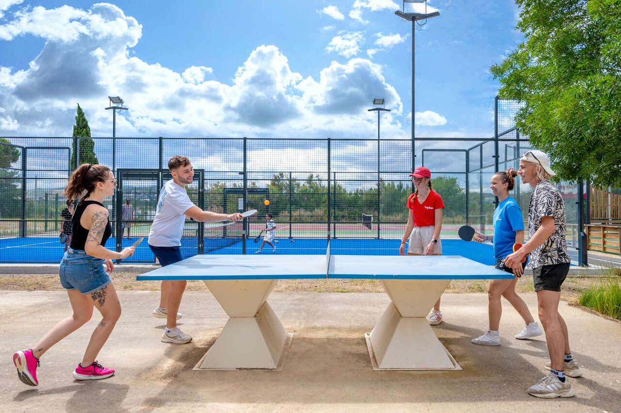 Outdoor ping-pong, young people playing at CAPFUN La Nautique, Narbonne (11).