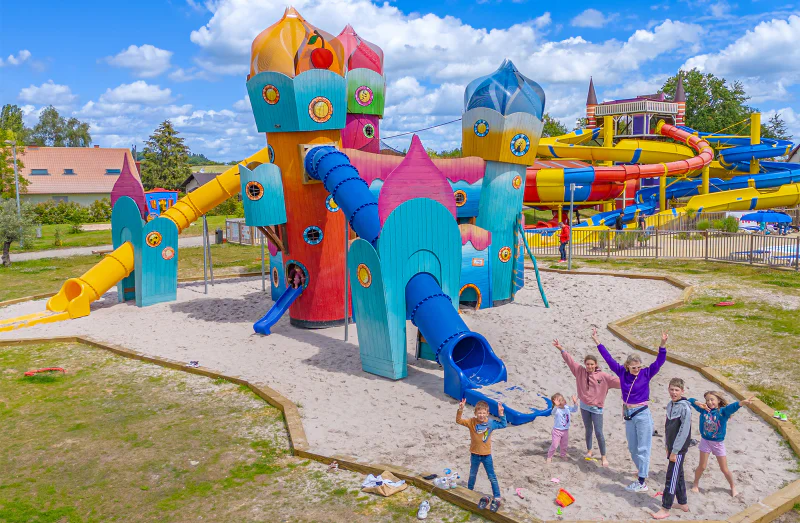 Large playground and water park at CAPFUN Palais de Gaufrette campsite in R�mering les Puttelange (57).