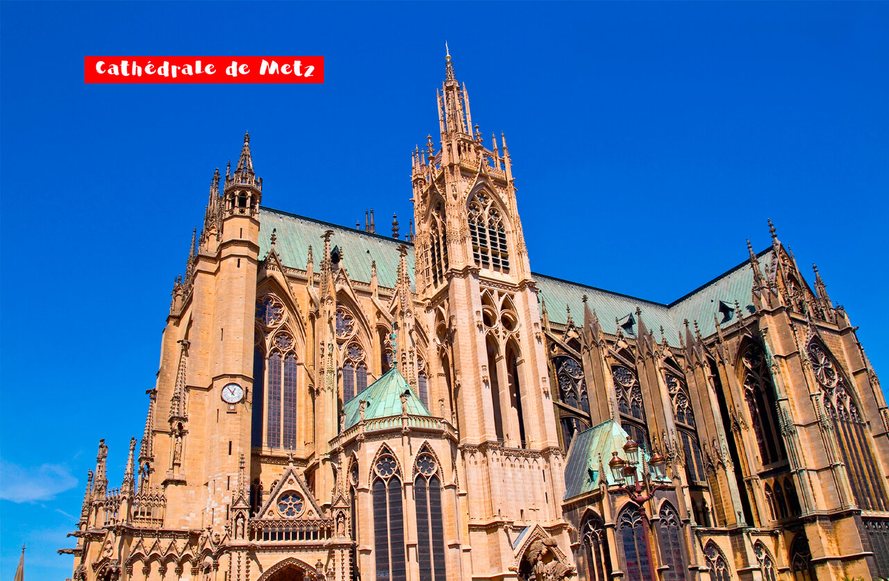 Majestic Saint-�tienne Cathedral of Metz, historic monument to visit in Moselle.