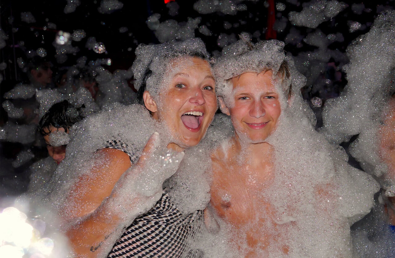 Lively foam party at CAPFUN Palais de Gaufrette campsite in R�mering les Puttelange (57).