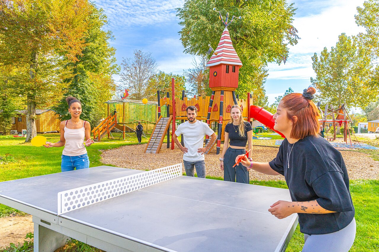 Playground, table tennis at CAPFUN Parc de Paris campsite in Villevaud� (77).