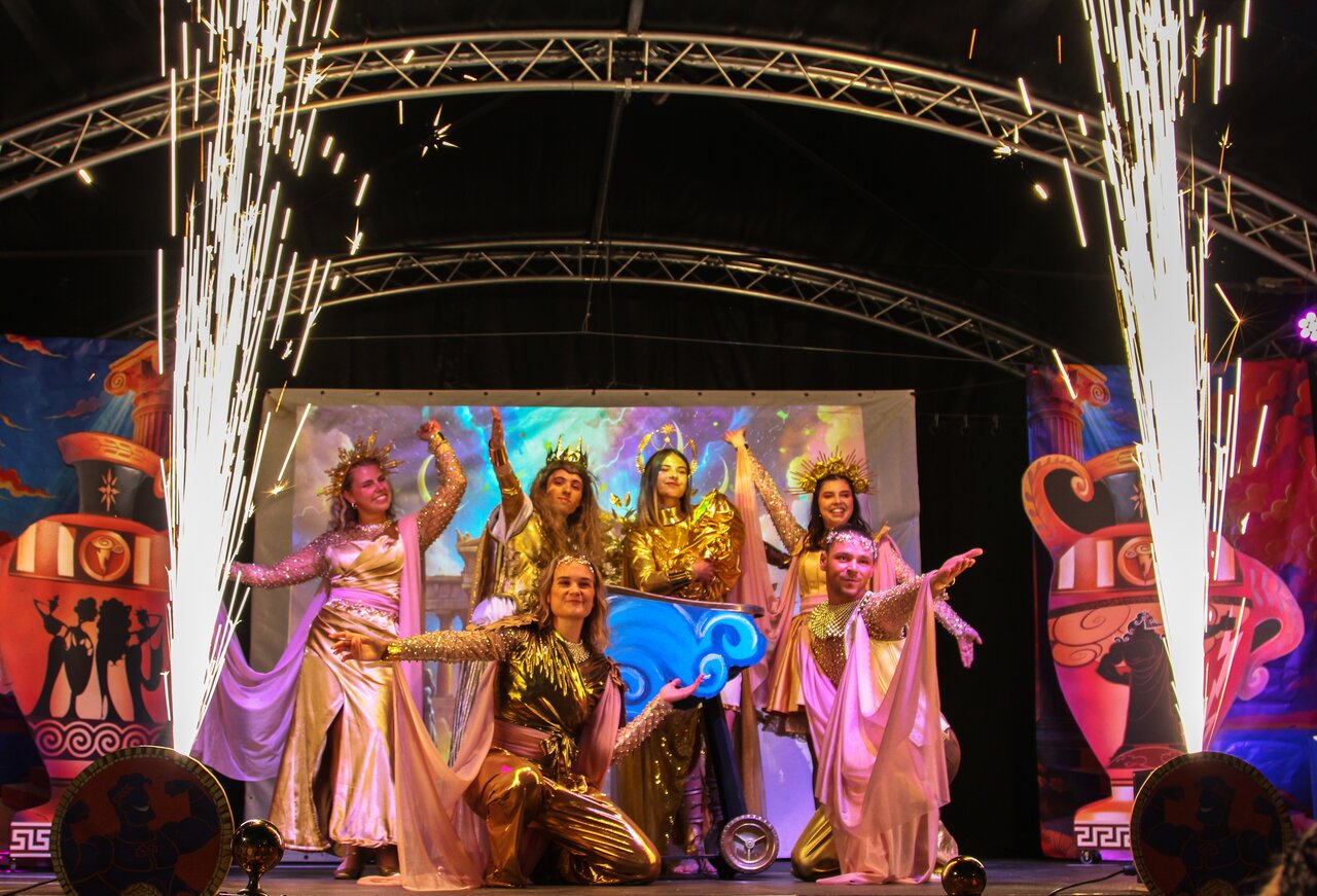 Entertainment show at CAPFUN Parc et Plage campsite in Hy�res les Palmiers (83).