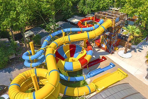 Water slides and swimming pool at CAPFUN Paris Roussillon, ARGELES SUR MER.