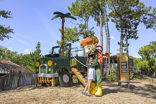 Mascot, child and jeep playground at CLICOCHIC Petit Bec campsite in St Hilaire de Riez (85).