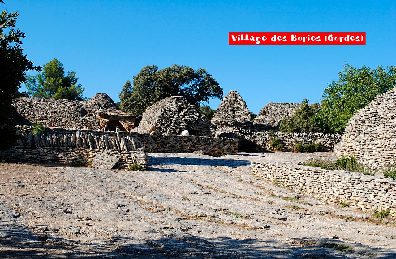 Village des Bories, historic dry-stone village to visit near Gordes, Provence.