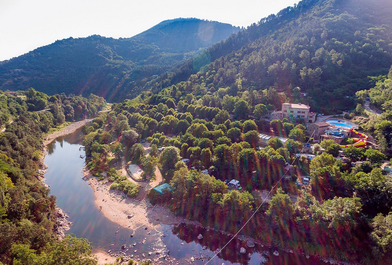 Camping CAPFUN Plantas, aerial river, pool, slides, SAINT VINCENT DE DURFORT (07).