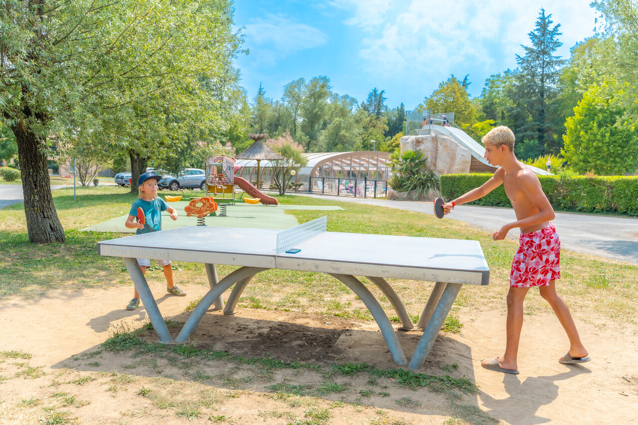 Table tennis and playground at CAPFUN Les Portes du Beaujolais, Anse (69).