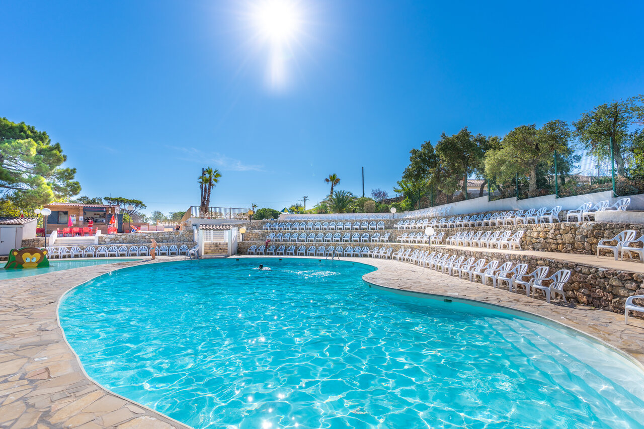 Outdoor pool, tiered seating for shows at CAPFUN La Rumba campsite, Fr�jus (83).