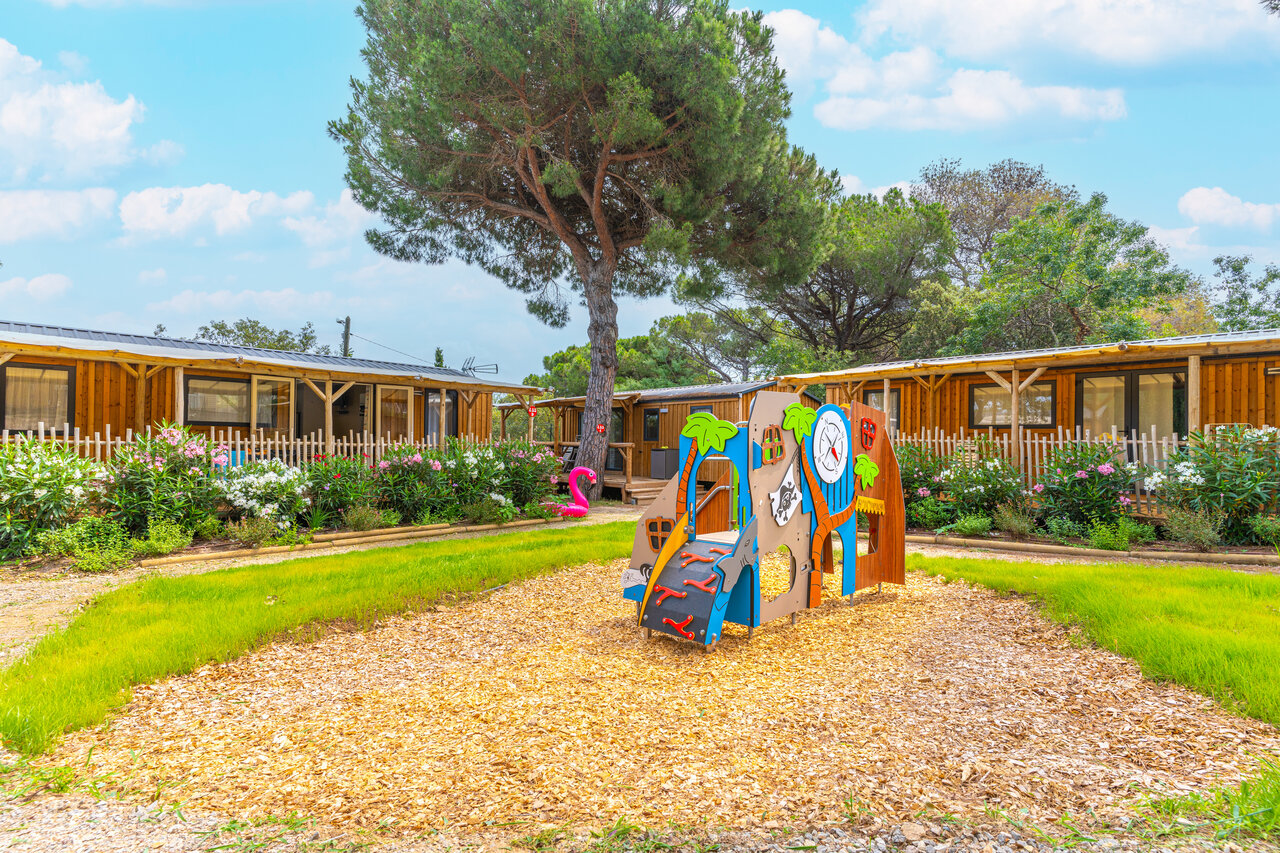 Children's playground and Mobile-homes at CAPFUN La Rumba campsite in Fr�jus (83).