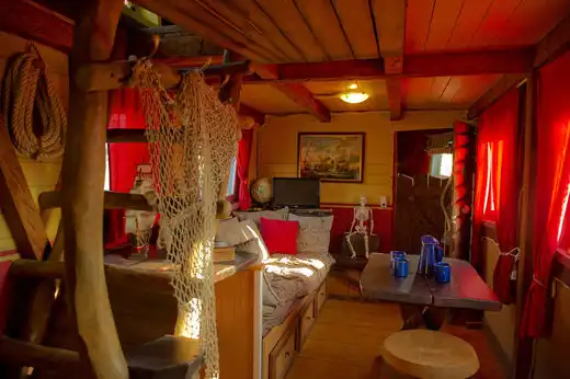 Sagittaire : Maison insolite, Holiday Park Rhone Alpes